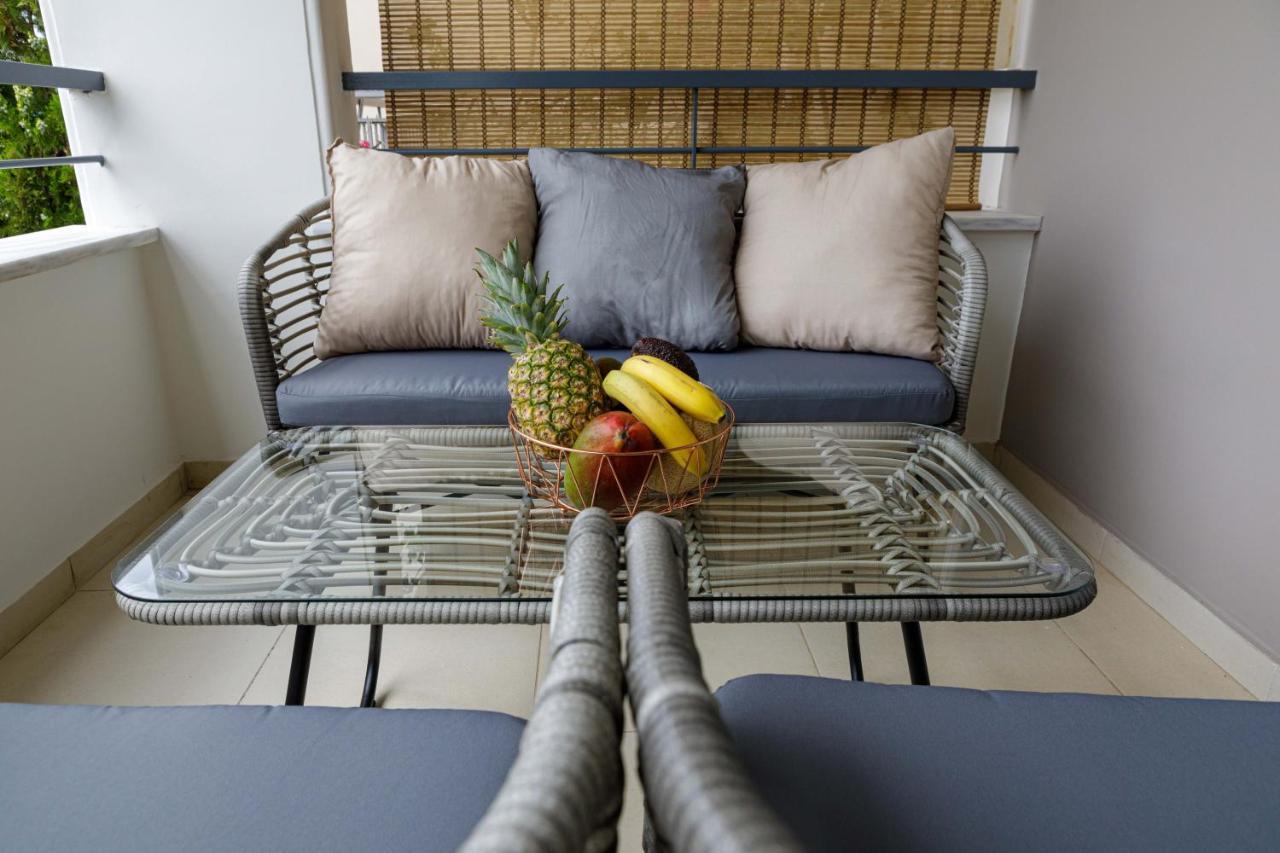 Savvas Apartment โตโล ภายนอก รูปภาพ